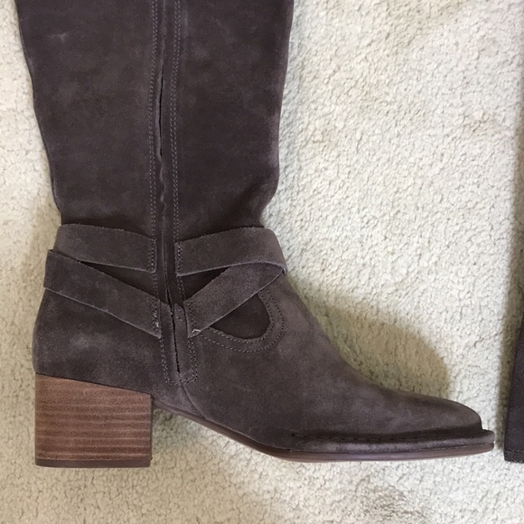 NWOT Ugg Bandara Suede Leather Tall Boots Size 9 - Picture 7 of 16